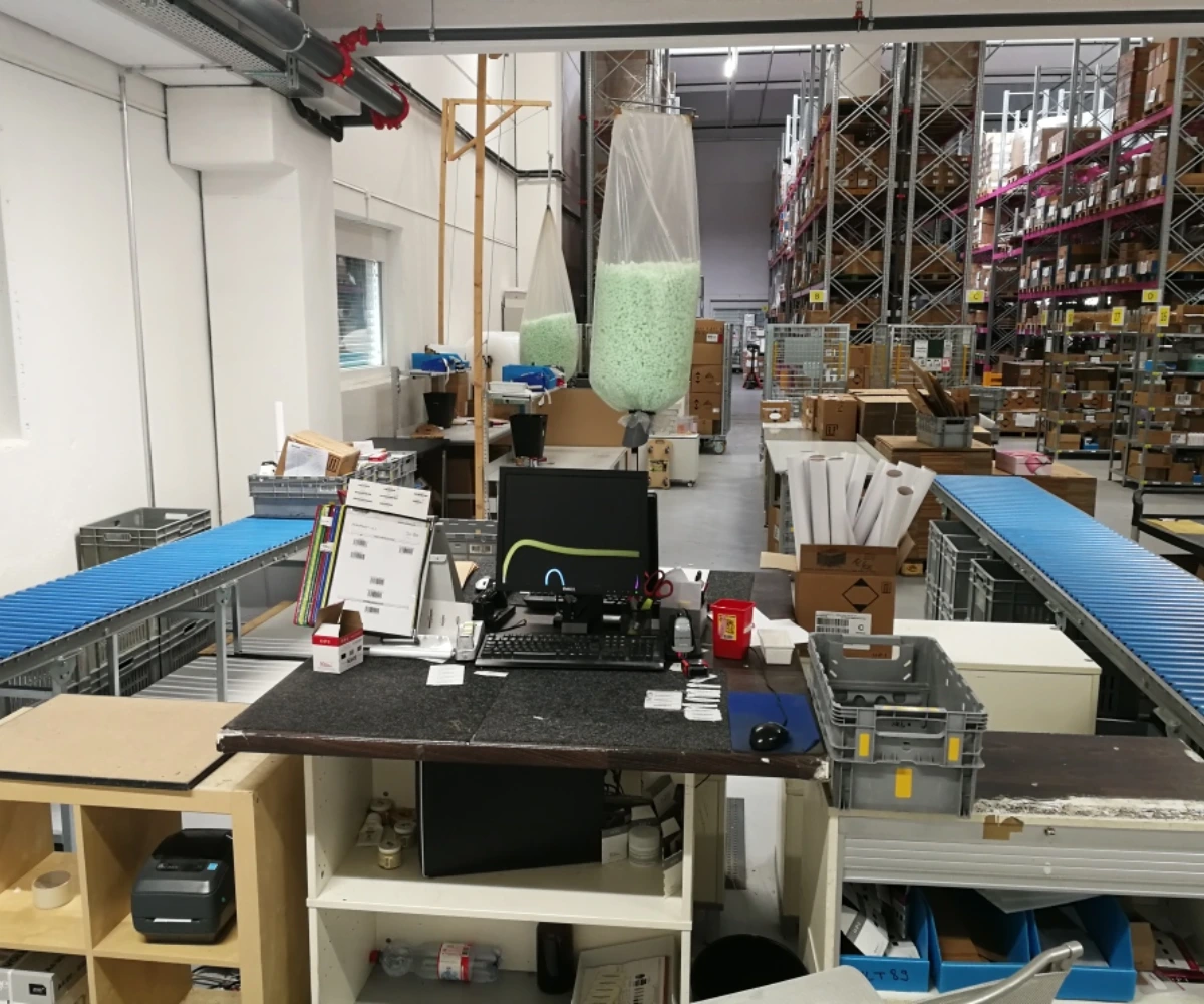 Entrepôt Bloom à Sierre, préparation de commandes e-commerce
